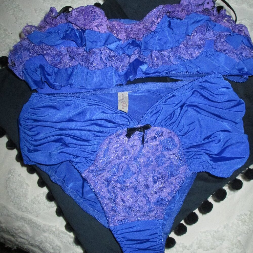 Rhonda Shear Set